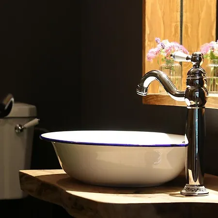 Wohlfuehl -direkt--- Kaisereins Punkt De --- Traditionelles Lehmhaus Parken Gratis Appartement